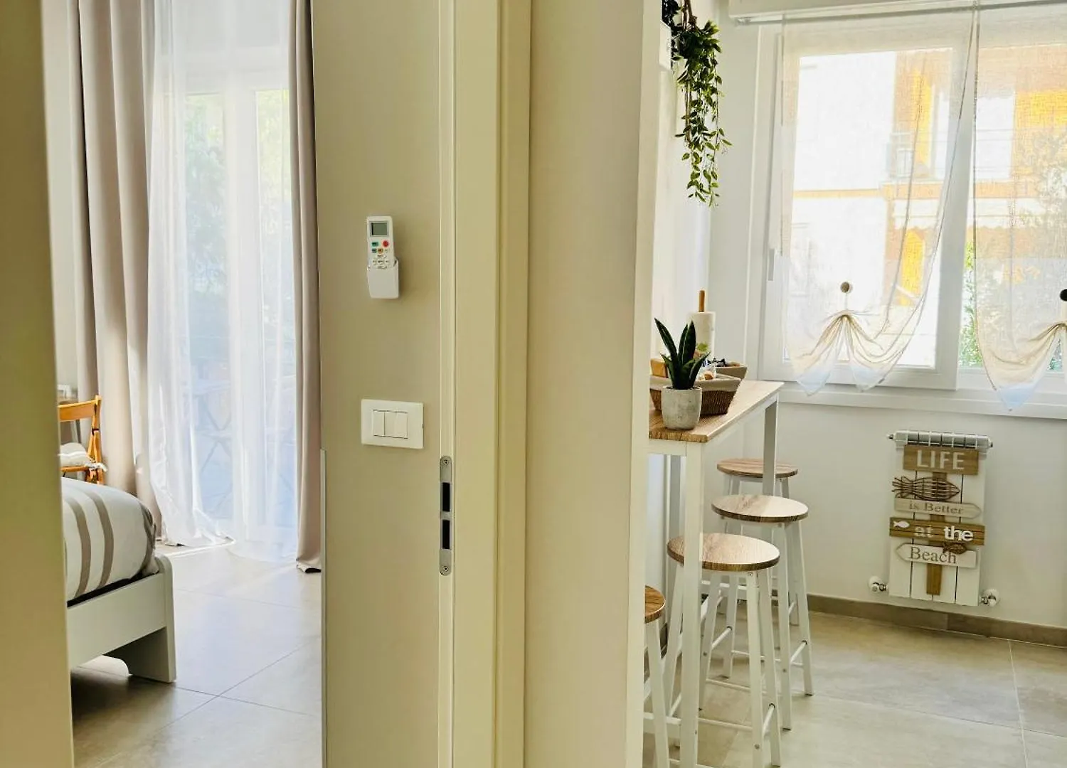 Appartamento Casa Rosetta - Relax In Centro, Parcheggio Privato, Mare A 2 Passi Bordighera